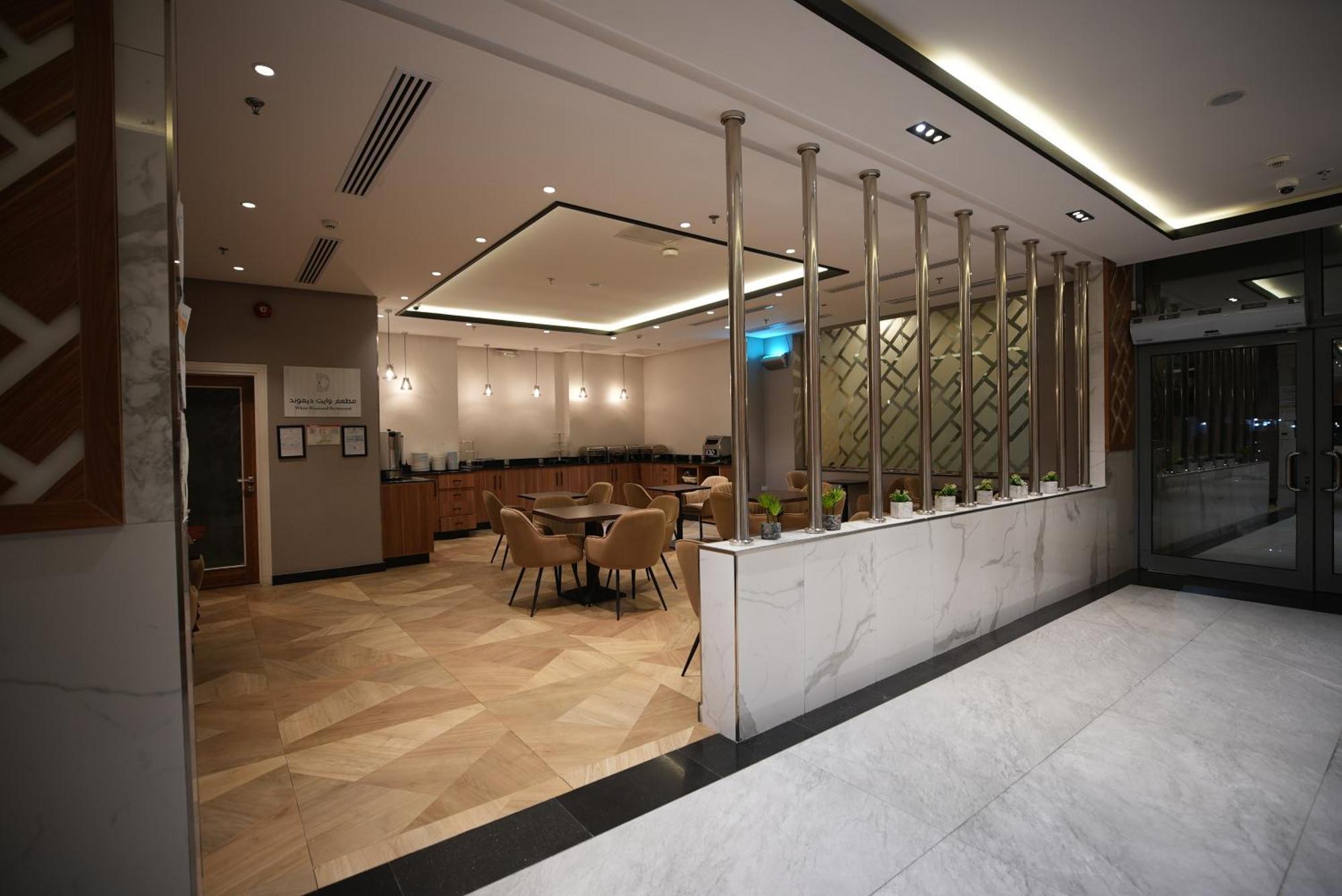 White Diamond Hotel Sari 제다 외부 사진