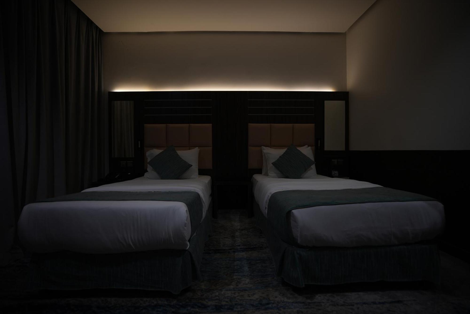 White Diamond Hotel Sari 제다 외부 사진