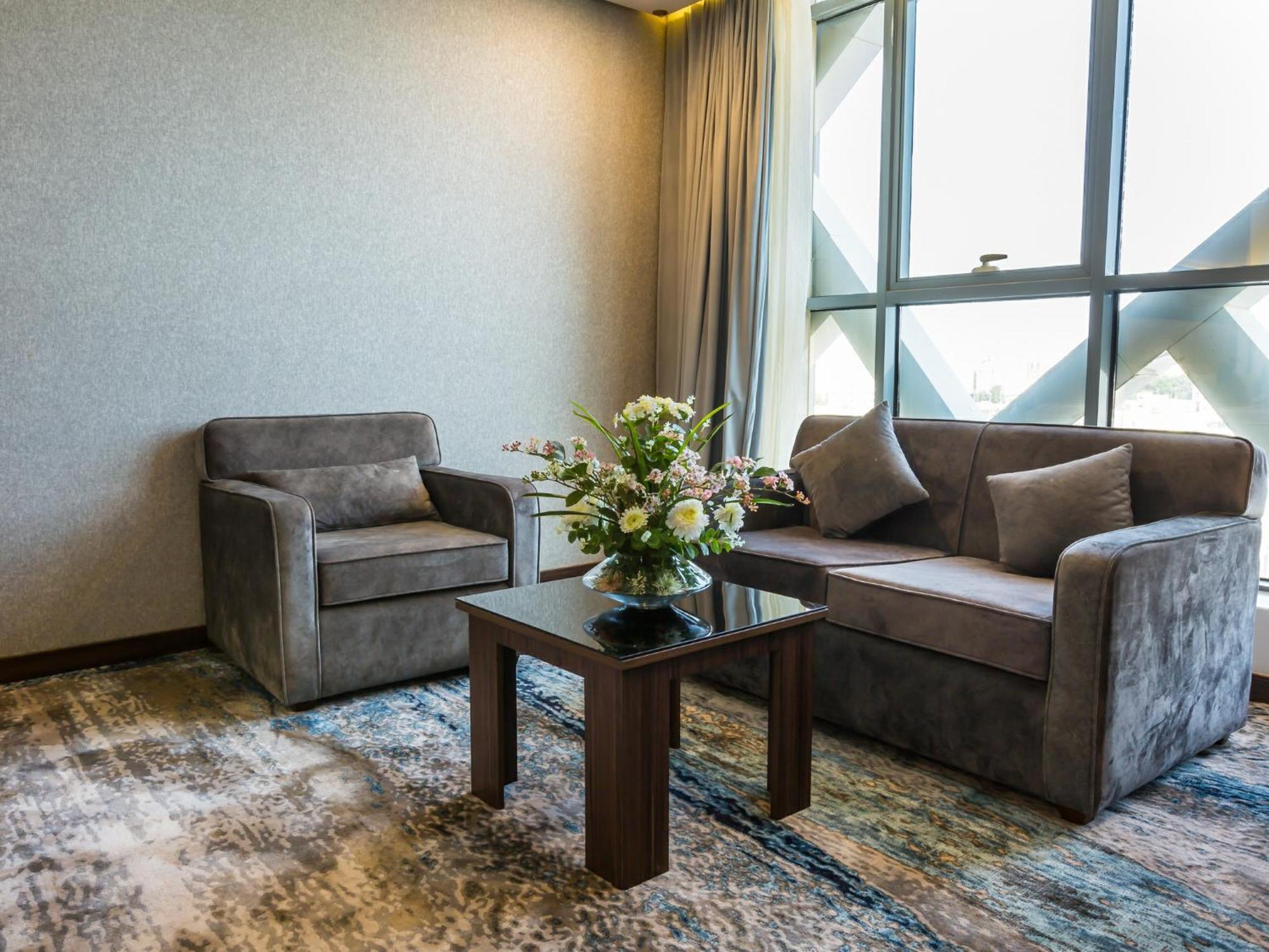White Diamond Hotel Sari 제다 외부 사진